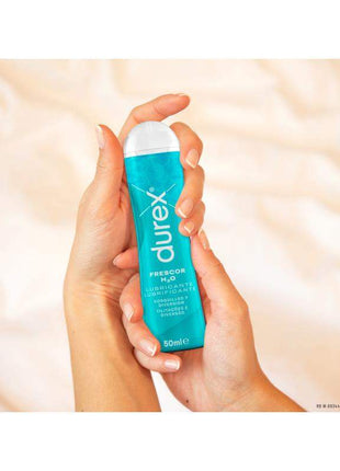 Bottle of Lubricant Durex Play Frescor 50 ml with heat effect for vaginal, anal, and oral sex, compatible with latex condoms