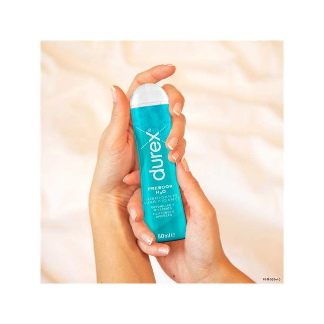 Bottle of Lubricant Durex Play Frescor 50 ml with heat effect for vaginal, anal, and oral sex, compatible with latex condoms