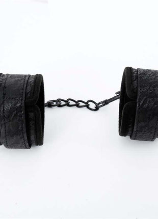 Adjustable handcuffs