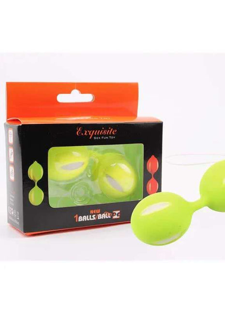 Green Ben Wa Balls for Kegel exercises made of body-safe silicone with ABS core, 10.3 cm length