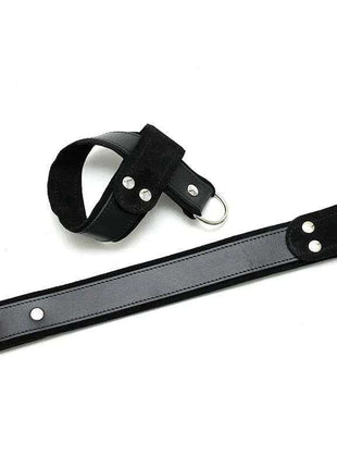 Adjustable unisex cuffs made from premium materials for versatile style