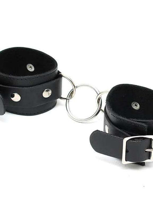adjustable cuffs stylish versatile comfortable fit