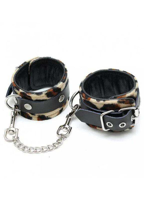 Adjustable hand cuffs with stylish design and comfortable fit