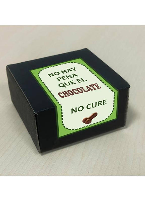 Box with 8 penis-shaped pure chocolates