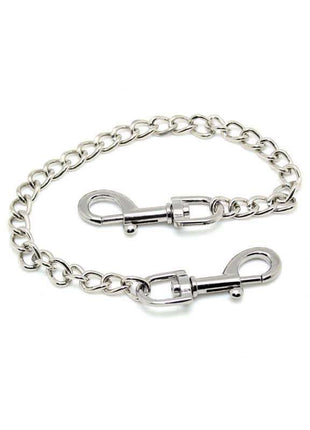 Durable chain with secure hooks for versatile fastening