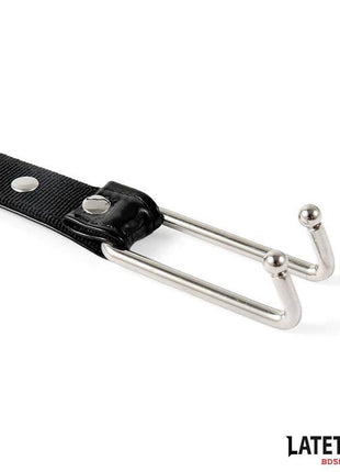 Collar with Nose Hook