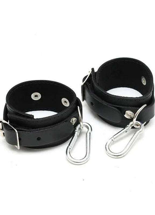 Compact and durable 4 cm hand cuffs with stylish finish