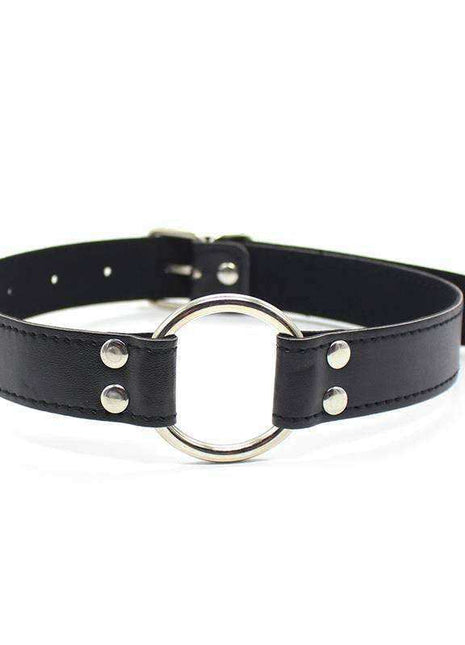 Metal O-Ring Gag Ring: 5 cm with a polished metal ring, black leather strap, silver rivets and adjustable buckle.