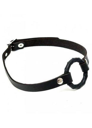 Mouthgag with O-ring-Adjustable, black leather strap with metal snaps and a wrapped circular O-ring