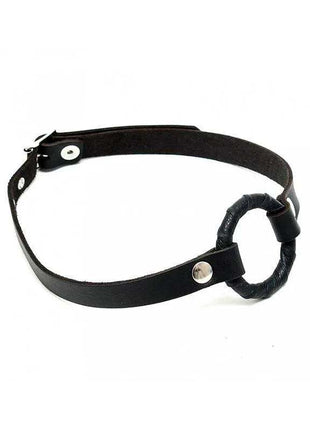 Adjustable mouthgag with O-ring for comfort and control
