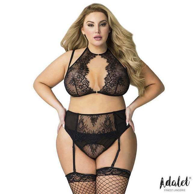 Nisa Lingerie Set Size 44-46 - Bra, Garter Belt, Thong