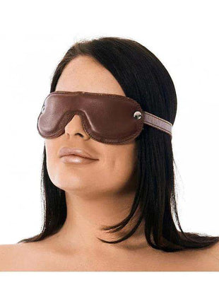 Premium blindfold with adjustable strap for deep relaxation and sleep