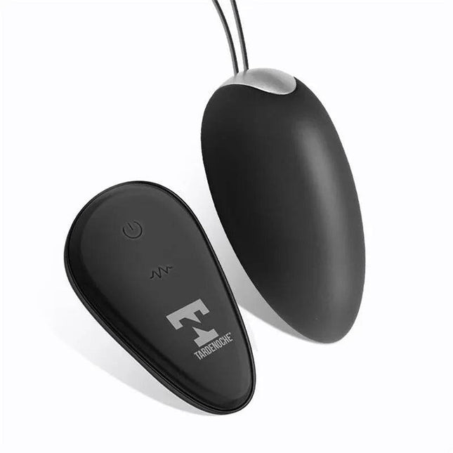 Ralan Vibrating Egg with remote control in sleek body-safe silicone design