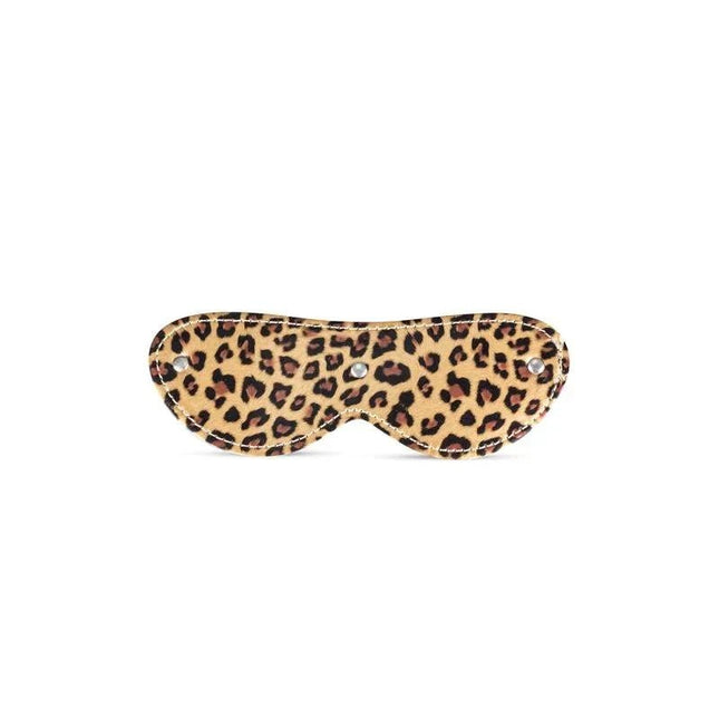 Secret Pleasure Chest Wicked Wildcat luxury intimate pleasure kit with vibrating toys, silk restraints, and massage oils